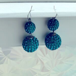 🩵💎Swarovski Rhinestone dangle turquoise crystal & silver earrings! Vintage!
